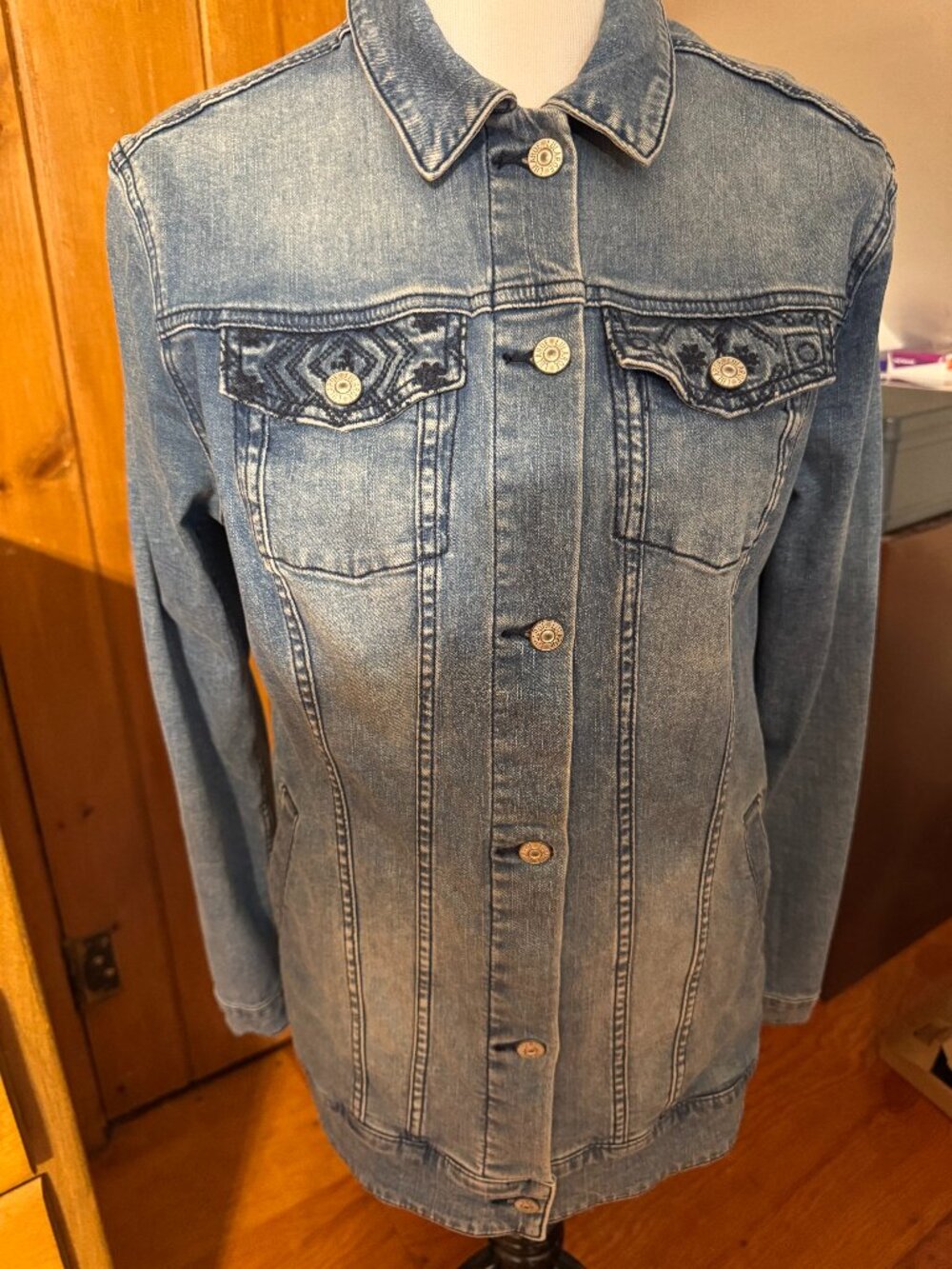 LuLaRoe Jaxon Hip-Length Denim Jacket size L